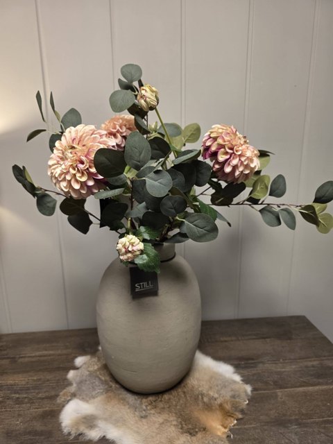 Still vaas incl. bloemen